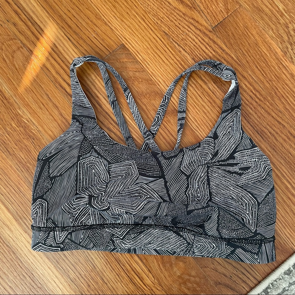 Lululemon Energy Bra (Size 8)